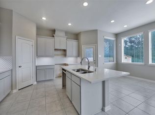 327 Biltmore Loop, Montgomery, TX 77316