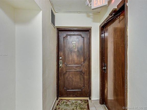 2nd image of 1100 Salzedo St APT 3D