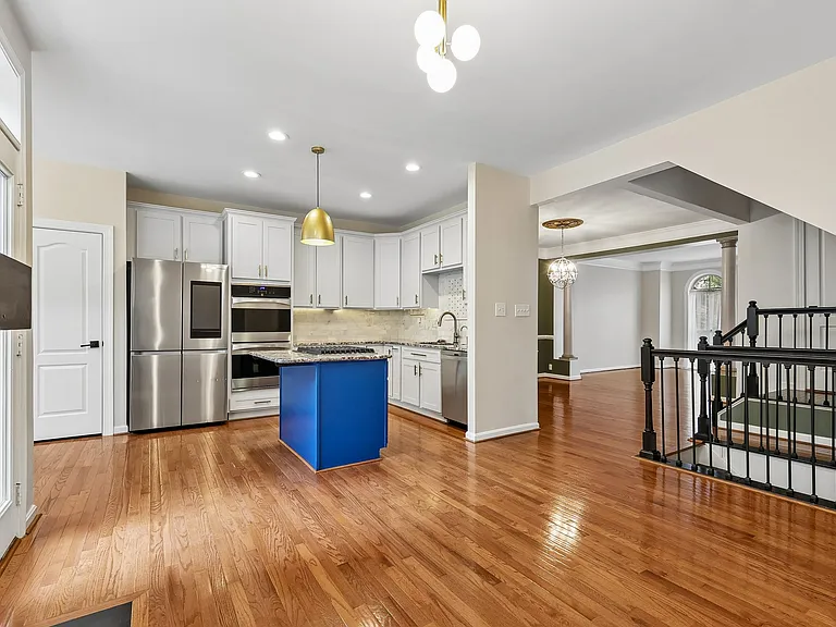 5016 Gardner Dr — Photo 8
