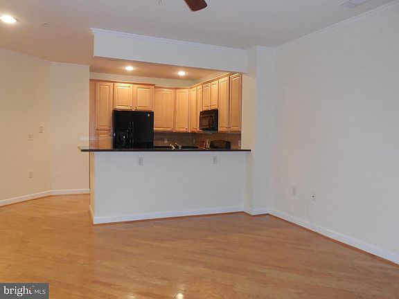5th image of 400 Cameron Station Blvd APT 119