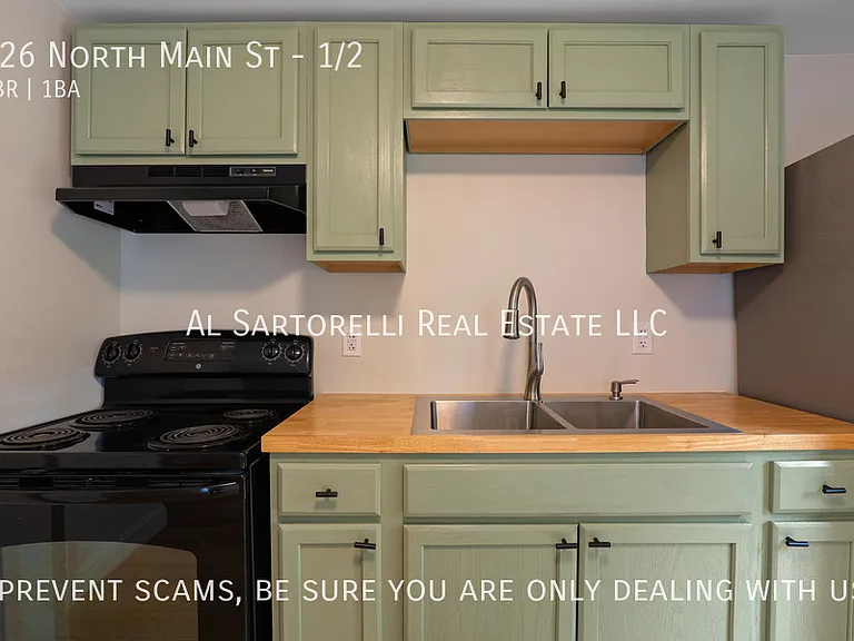 326 N Main St #1/2 — Photo 3