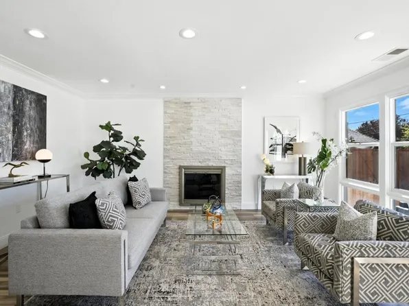 2621 Heather Ln, San Bruno, CA 94066