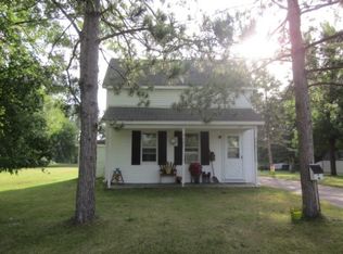 180 Rease St, Berlin, WI 54923