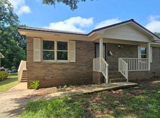 1821 Charles St, Newberry, SC 29108