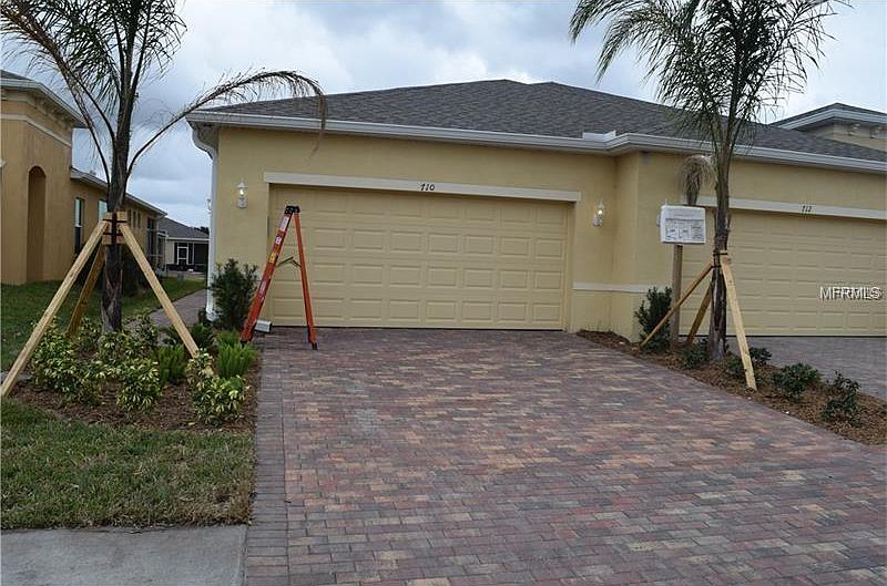 1st image of 615 Chipper Dr