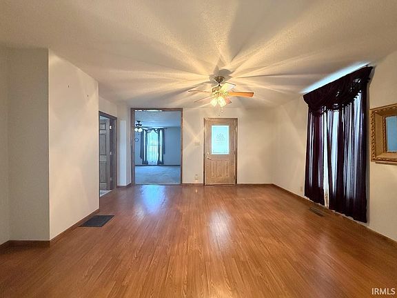 5th image of 211 W Miami Ave