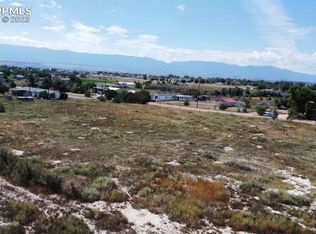 730 6th St, Penrose, CO