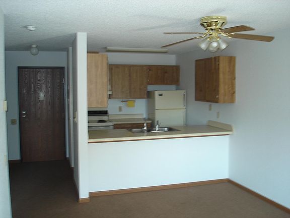 4th image of 201 S Minnesota St #24