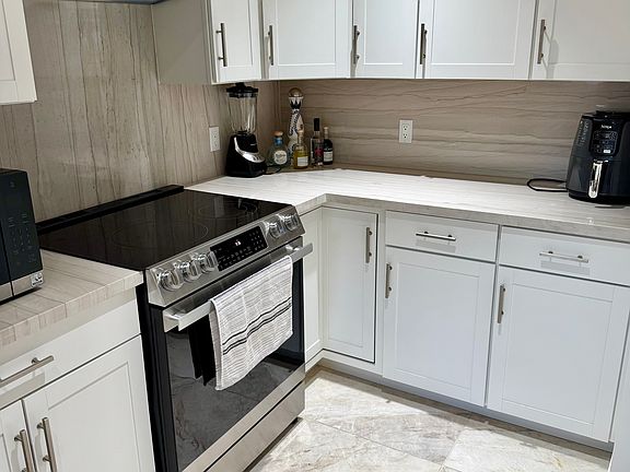 2nd image of 25 Palo Verde Cir