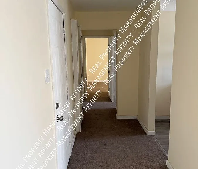 2490 Staten Ave #3 — Photo 3