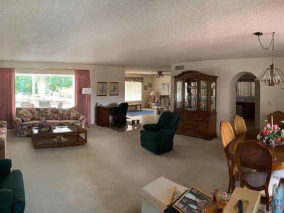 2nd image of 760 S 78th Pl