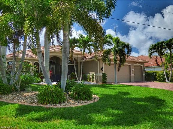 3rd image of 2520 SW 28th Pl