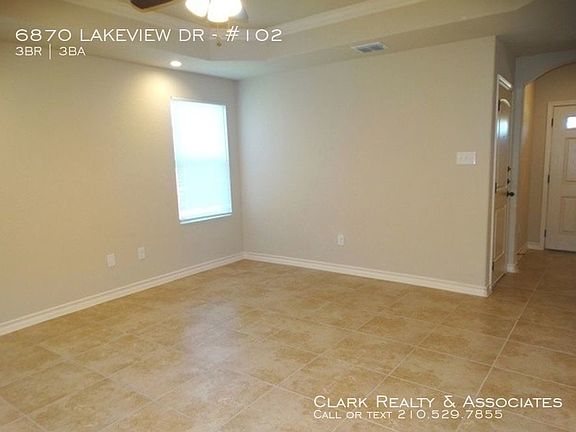 5th image of 6870 Lakeview Dr #102