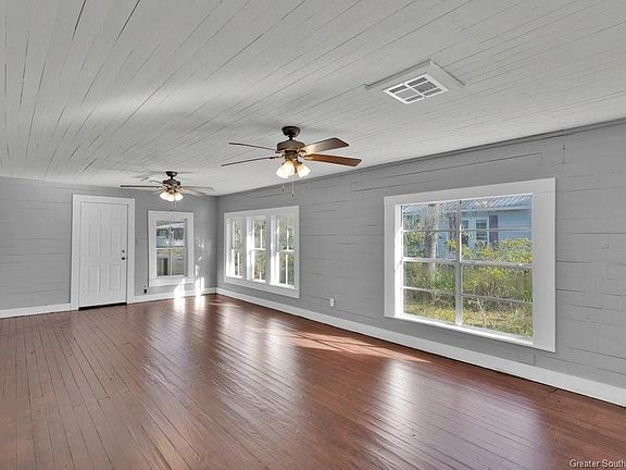 3rd image of 201 Edgewood St