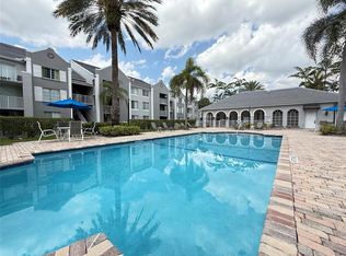 11165 SW 6th St APT 204, Hollywood, FL 33025