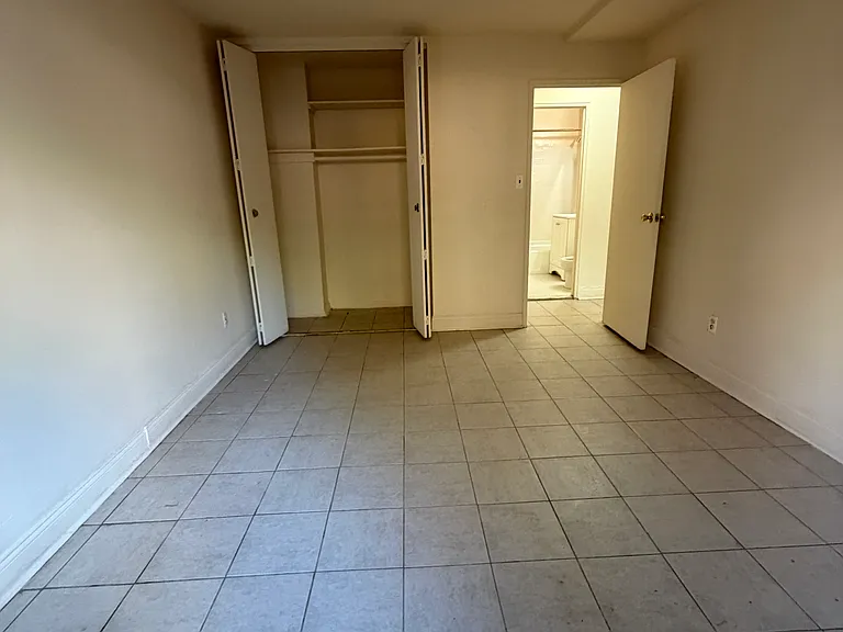 42-52 Union St #14 — Photo 4