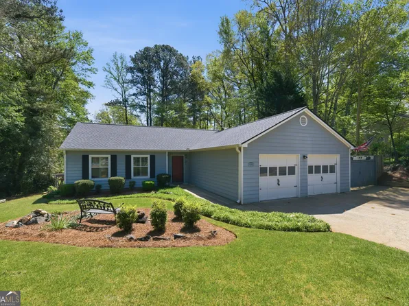 211 River Run, Woodstock, GA 30188