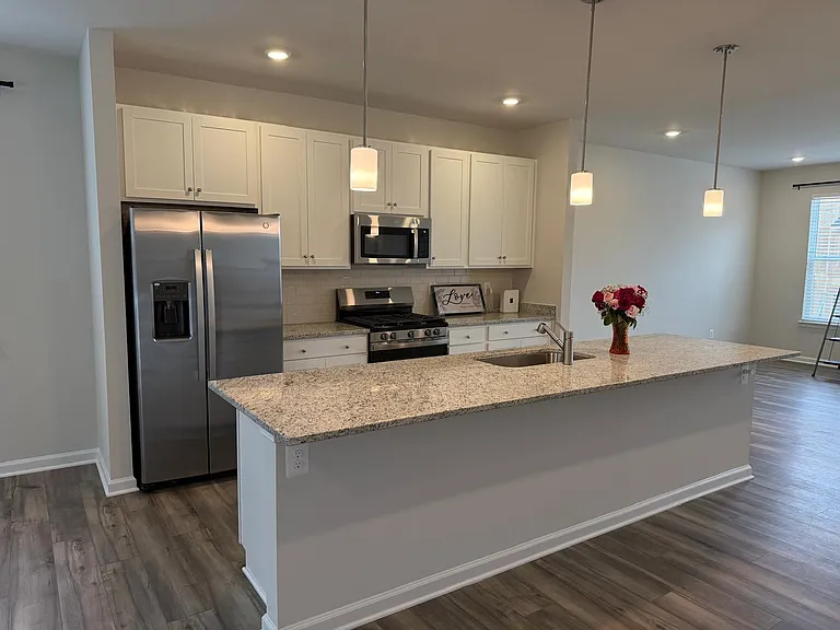 8762 Whitman Dr #1 — Photo 7