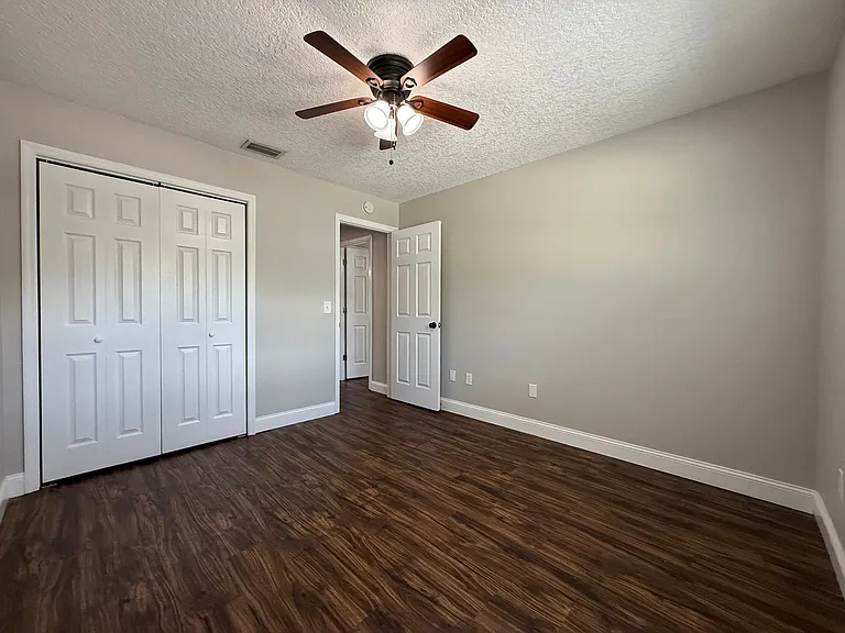 329 Albert St #8 — Photo 14