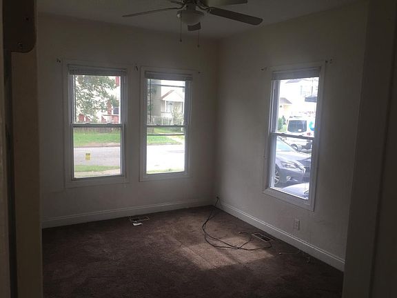 5th image of 3019 Kansas Ave #A