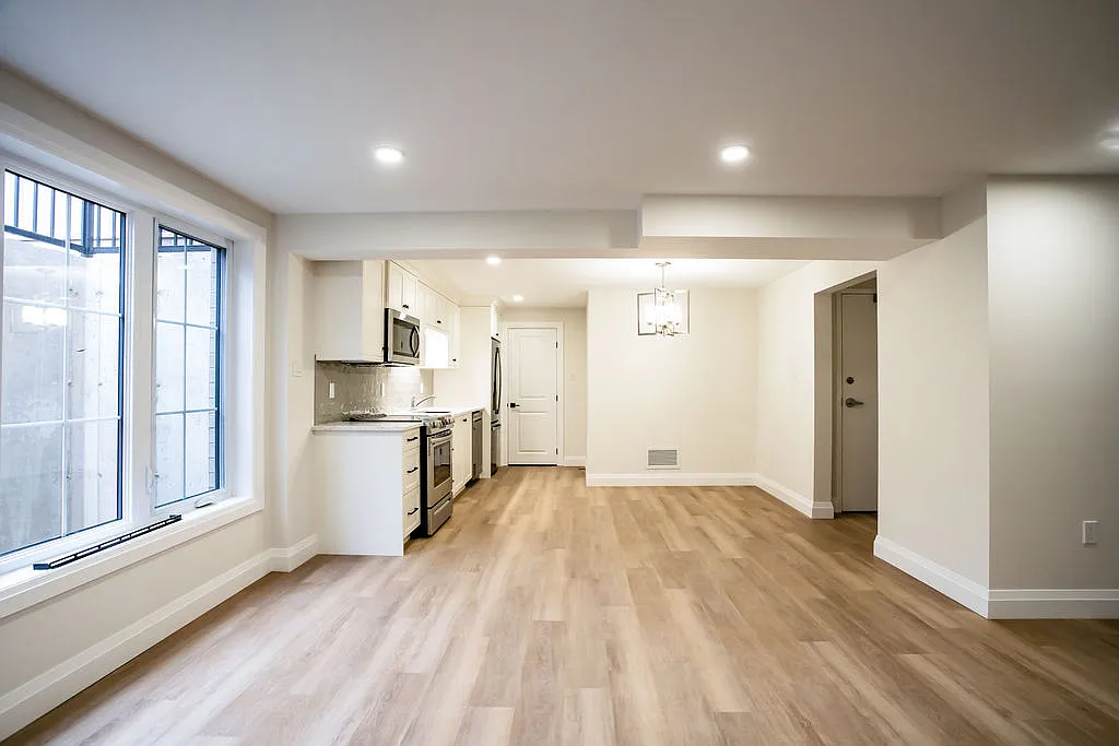 9 Westdale Avenue London — Photo 2