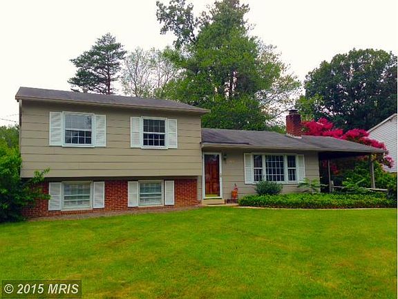 2nd image of 5603 Helmsdale Ln