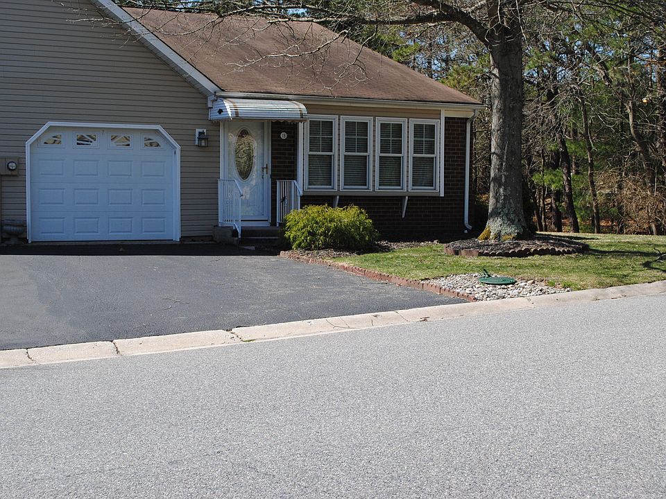 1st image of 1 Penwood Drive #B