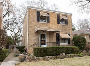 8115 Lowell Ave, Skokie, IL 60076