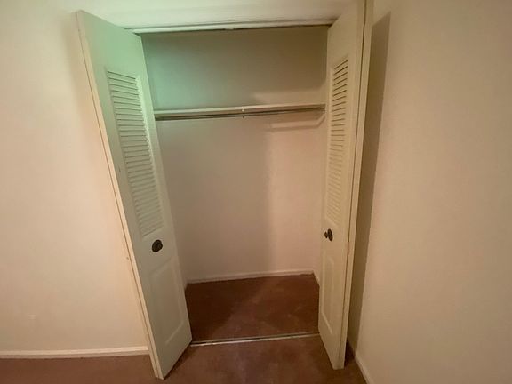 2nd image of 17 Valleywood Dr APT A