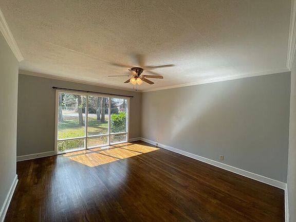 2nd image of 5447 Lantana Ave #Na