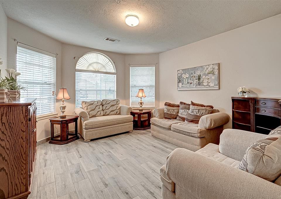 3818 Starbridge Pointe Ln, Katy, TX 77449 | Zillow