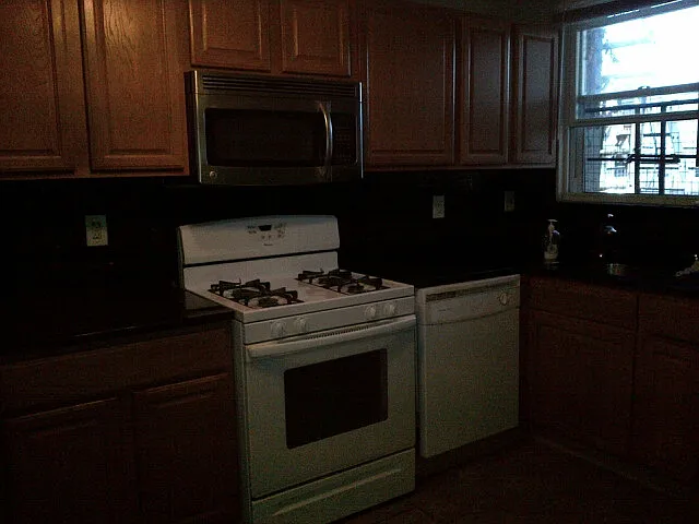 325 E University Pkwy #F1 — Photo 1