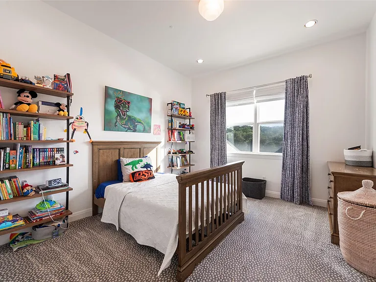 716 Crestone Stream Dr — Photo 24