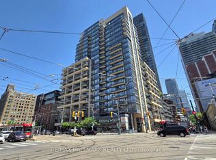 438 King St W #414, Toronto, ON M5V3T9