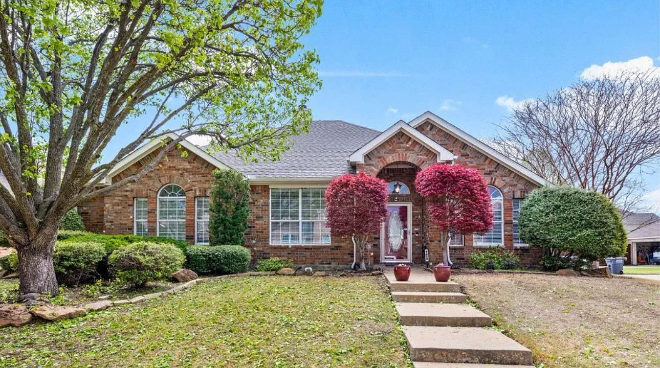 4 bed, 1946 sqft, $800 — Photo 1