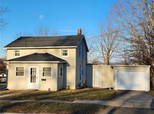 12 Prospect St, Mount Morris, NY 14510