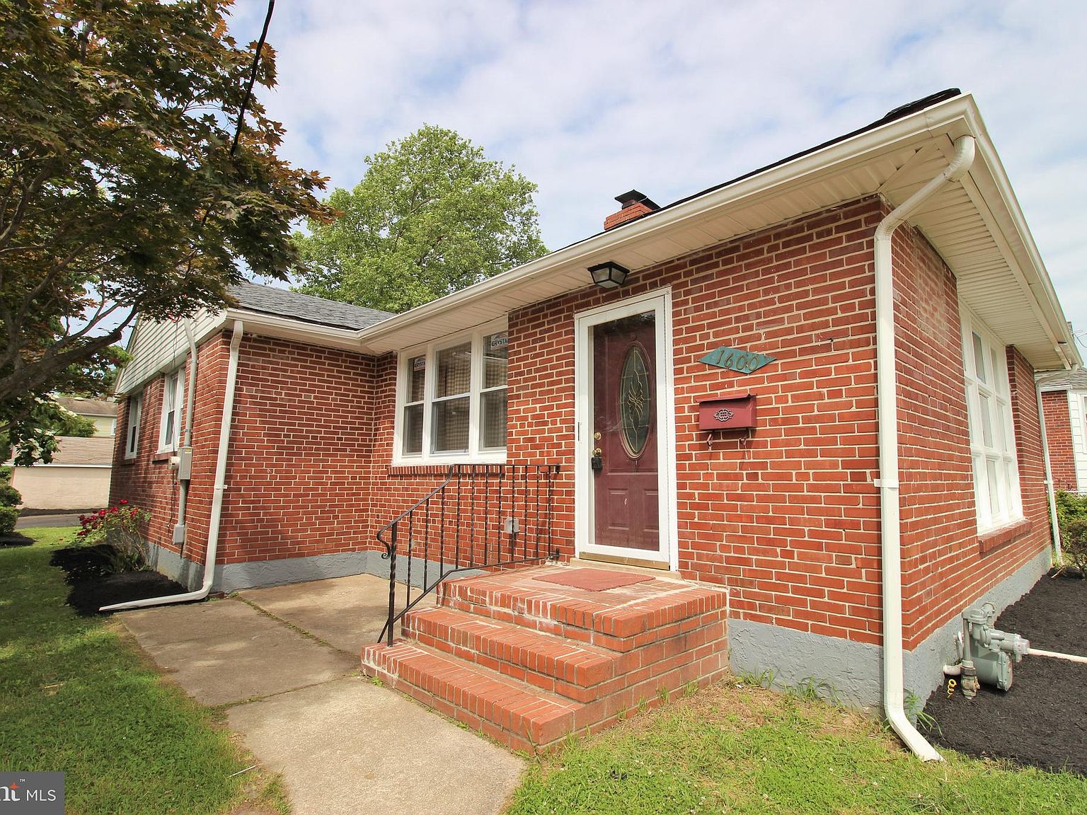 1600 Warwick Ave, Folcroft, PA 19032 Zillow