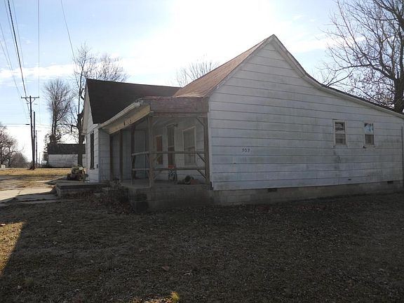 4th image of 302 W Delta St