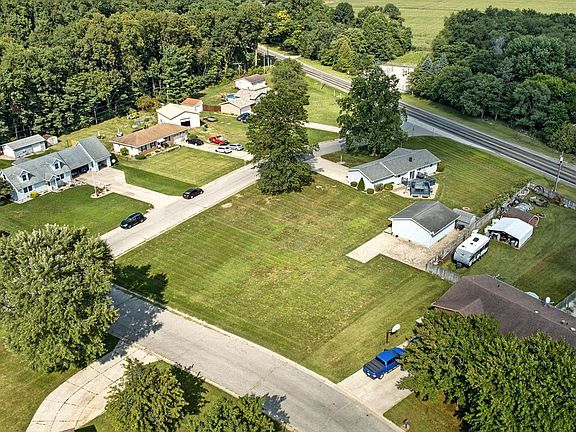 4th image of 27560 Joy Dr