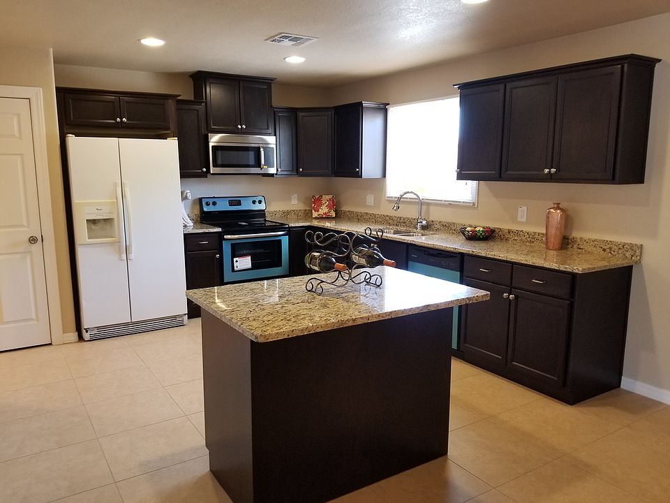 1st image of 5335 W Wilshire Dr