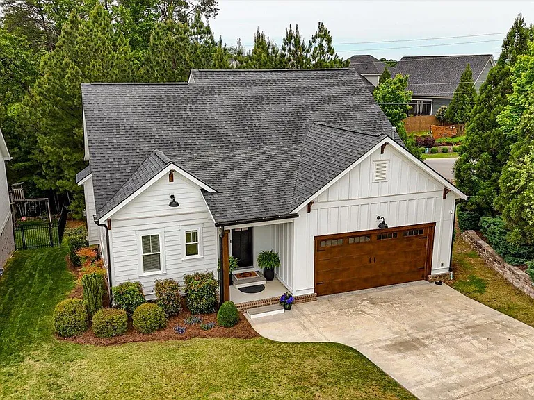 4893 Preserve Dr — Photo 3