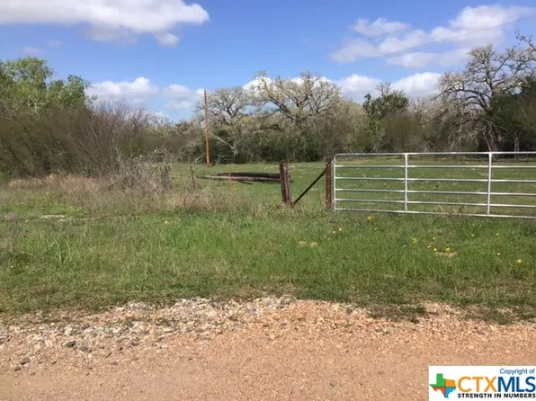 0 Old Yoakum Rd, Cuero, TX 77954