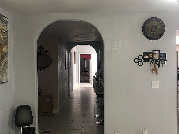 2nd image of 1407 Commanche Dr