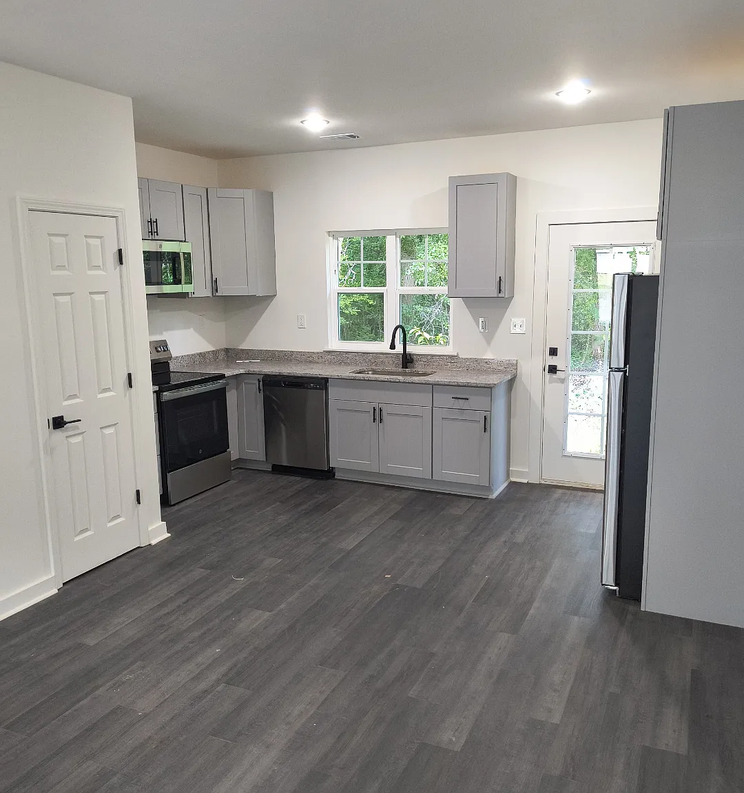2 bed, 960 sqft, $1,400 — Photo 3