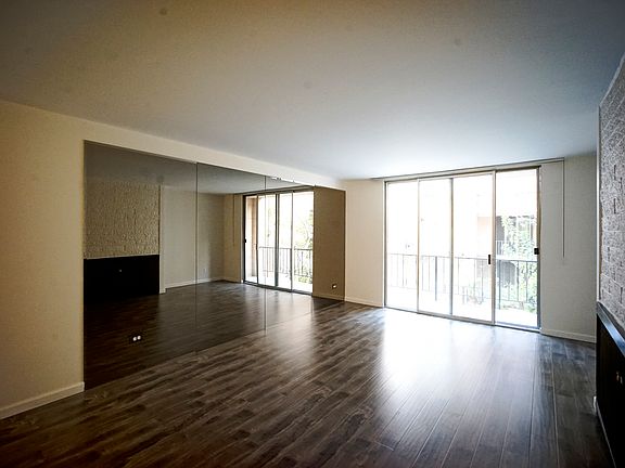 2nd image of 421 S La Fayette Park Pl APT 320