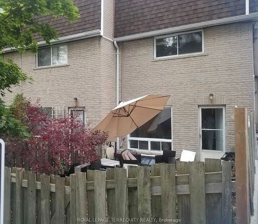 1st image of 91 Rameau Dr #7