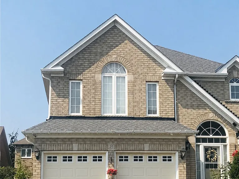 25 Gabrielle Cres #BASEMENT — Photo 1