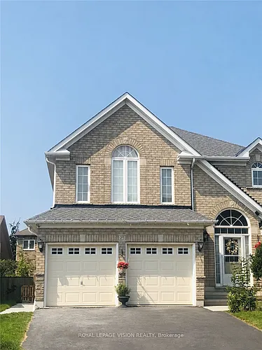 25 Gabrielle Cres #BASEMENT Photo 1