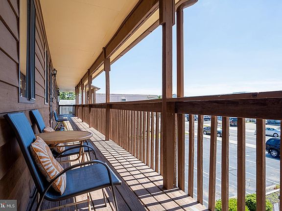 5th image of 406 Bayshore Dr Unit G