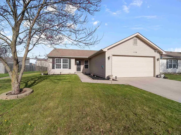 3738 Fieldstone Chase, New Haven, IN 46774